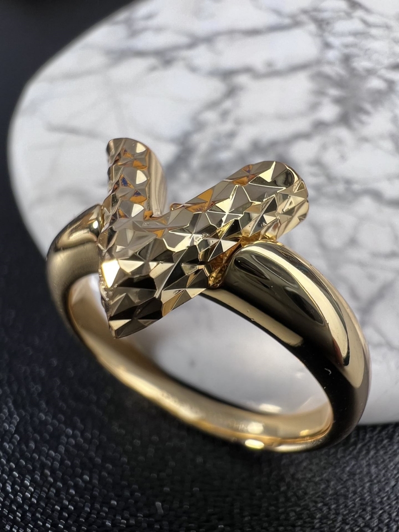 LV Rings